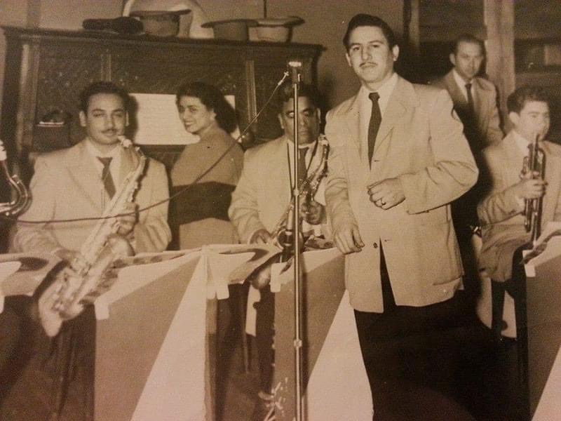 Fotografía antigua de una banda